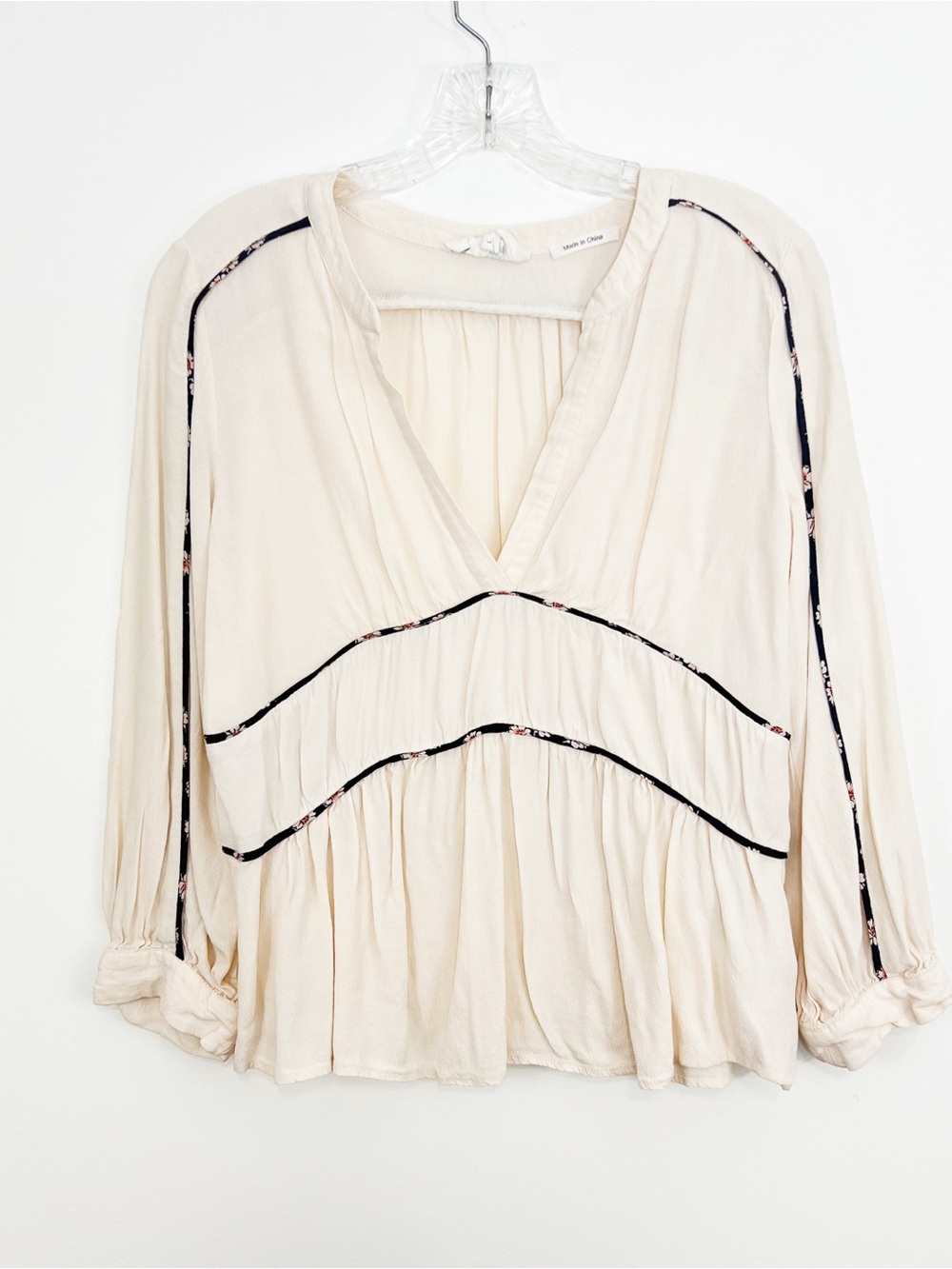 Ba&sh Faro Cream Piped Trim V Neck 3/4 Sleeve Top Size Large